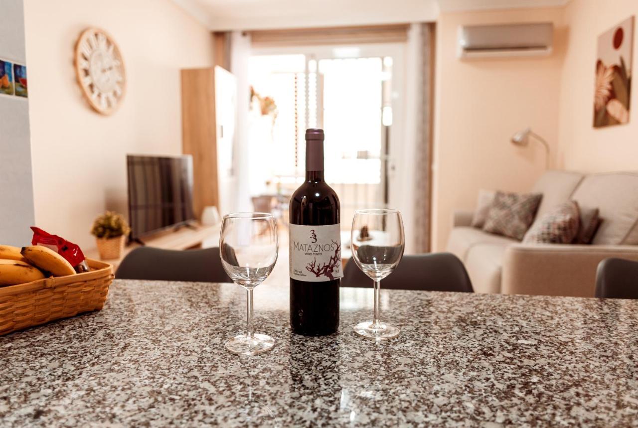 Apto Ache, Acogedor Apartamento De 66 M Con Terraza, Aire Acondicionado Y Parking Privado Gratuito ロス・アブリゴス エクステリア 写真
