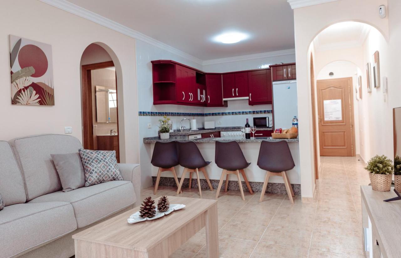 Apto Ache, Acogedor Apartamento De 66 M Con Terraza, Aire Acondicionado Y Parking Privado Gratuito ロス・アブリゴス エクステリア 写真