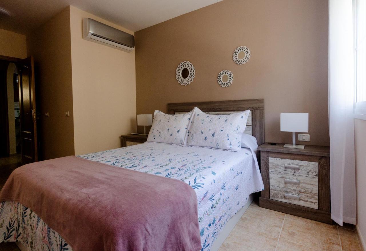Apto Ache, Acogedor Apartamento De 66 M Con Terraza, Aire Acondicionado Y Parking Privado Gratuito ロス・アブリゴス エクステリア 写真